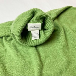 Neiman Marcus Cashmere Sweater!!! Green!!!